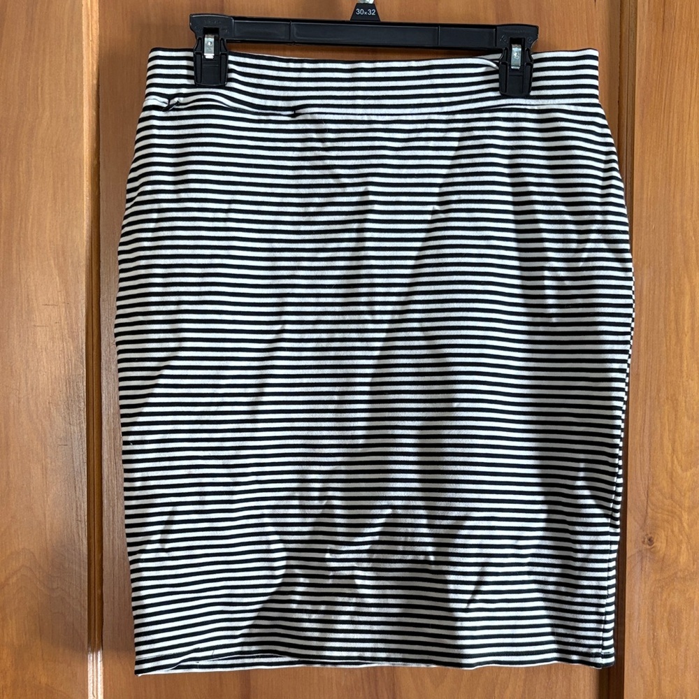 Toad&Co Black and White Striped Pencil Skirt